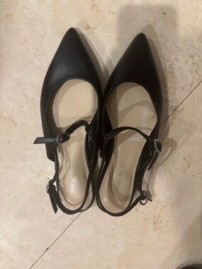 Nine West Black Pointed Toe Ankle-Strap Flats
